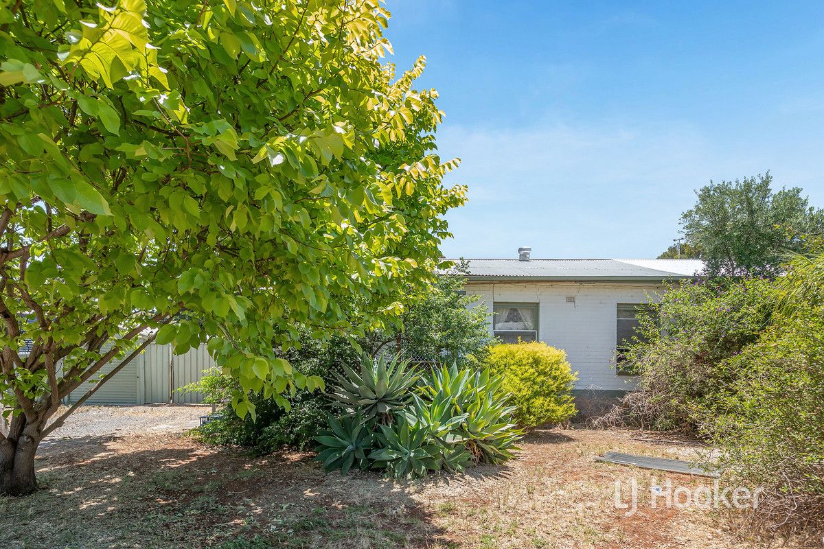 3 bedrooms House in 3 Wilkins Road ELIZABETH DOWNS SA, 5113