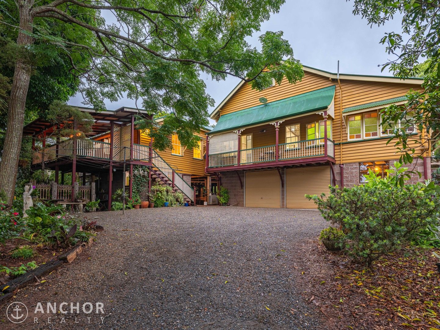 6 bedrooms House in 17 Crown Road GYMPIE QLD, 4570