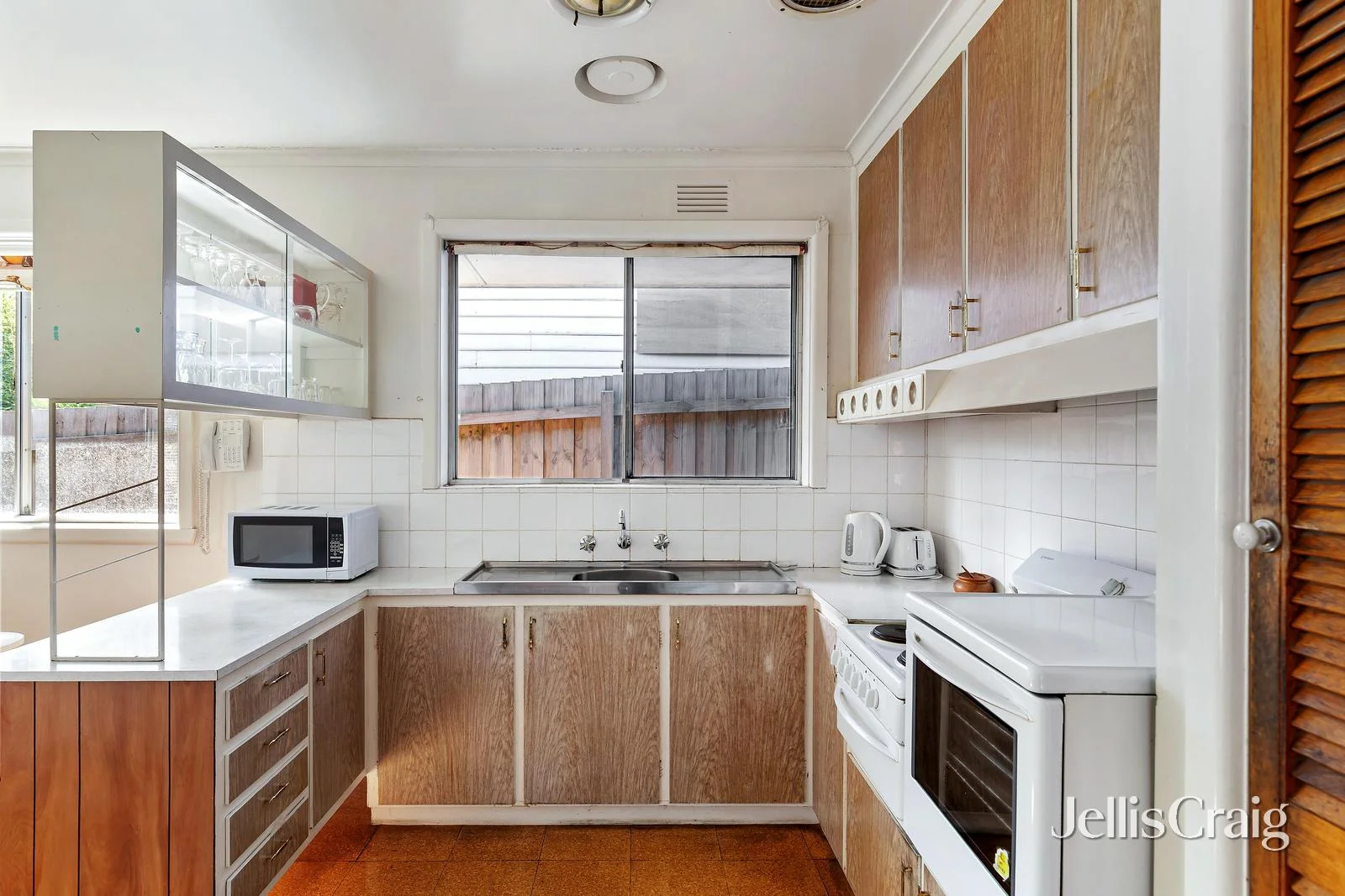 Additional image 7 of 6 Coorie Crescent, Rosanna VIC 3084