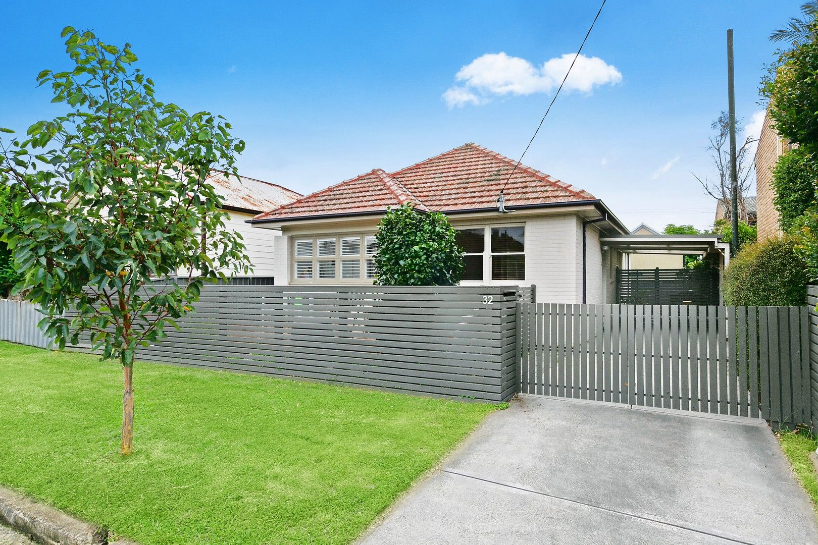 2 bedrooms House in 32 Eighth Street ADAMSTOWN NSW, 2289