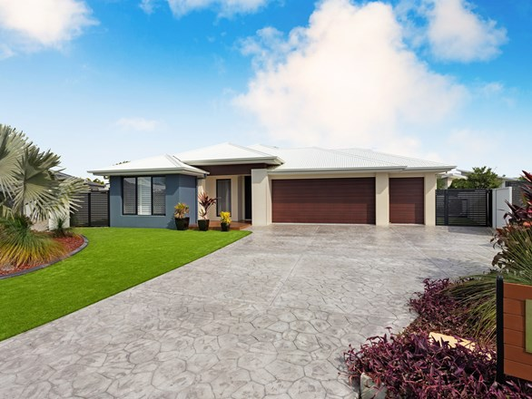 8 Seacrest Court, Banksia Beach QLD 4507