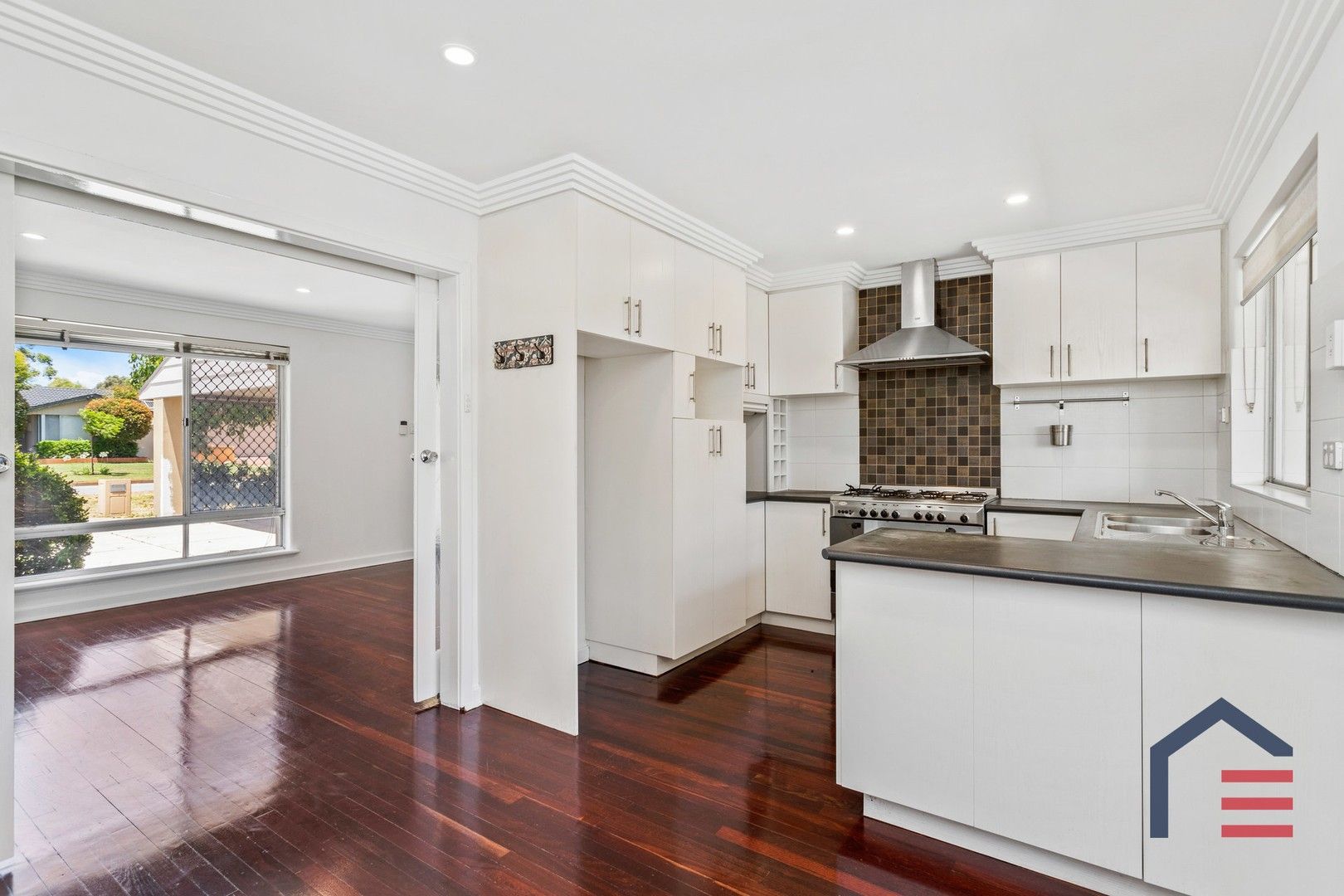 3 bedrooms House in 83 Wolsely Road MORLEY WA, 6062