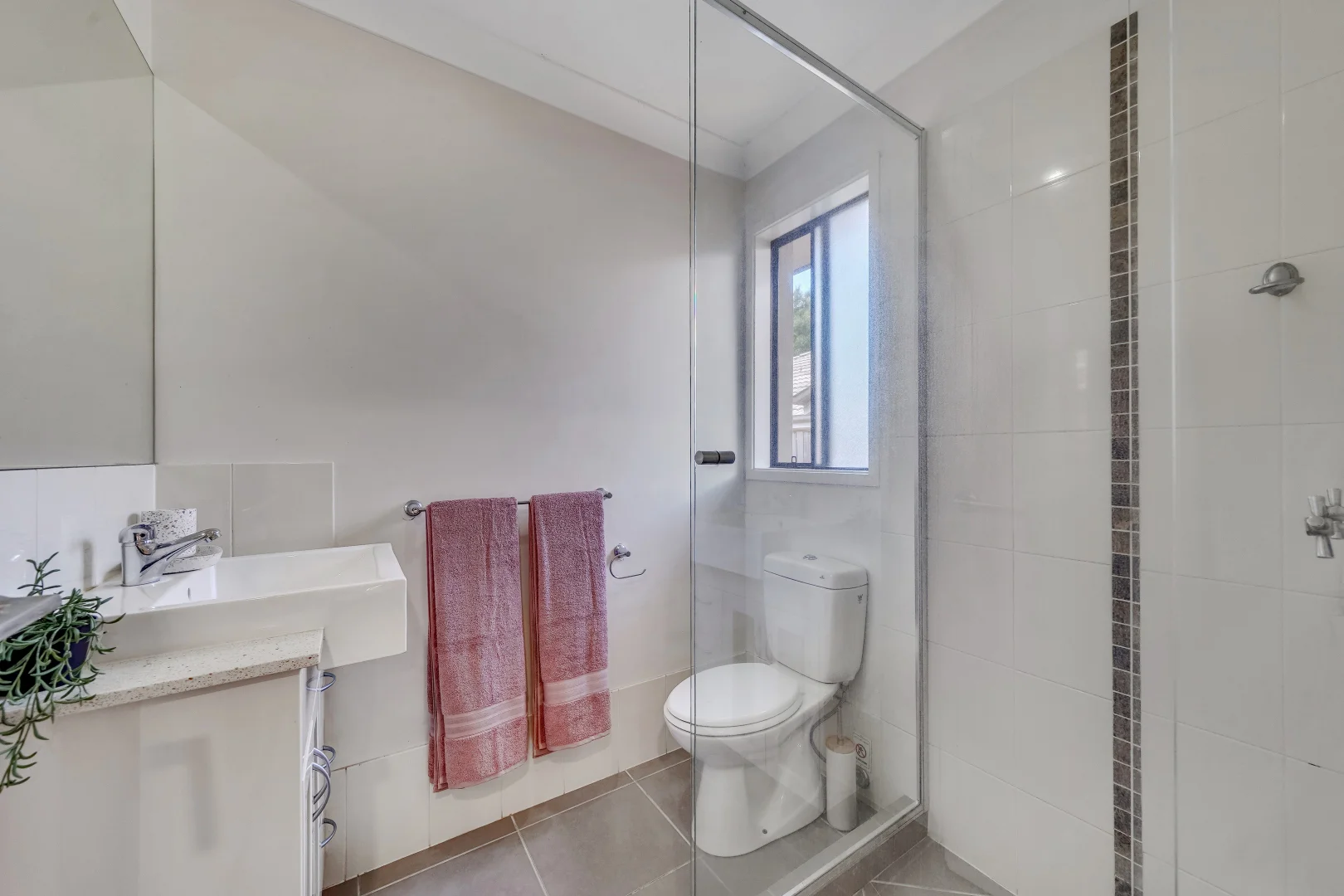 Additional image 7 of 4/19 Winchester Crescent, Pimpama QLD 4209