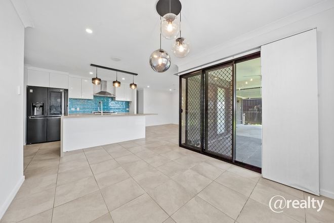 24 Cotton Crescent Redbank Plains 4301 - Image 5