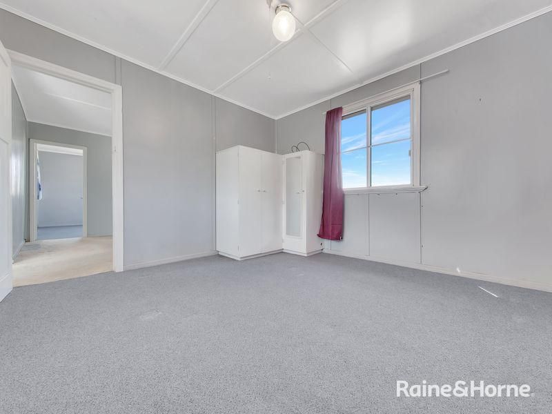 9 YOUNG STREET, Barney Point QLD 4680, Image 2