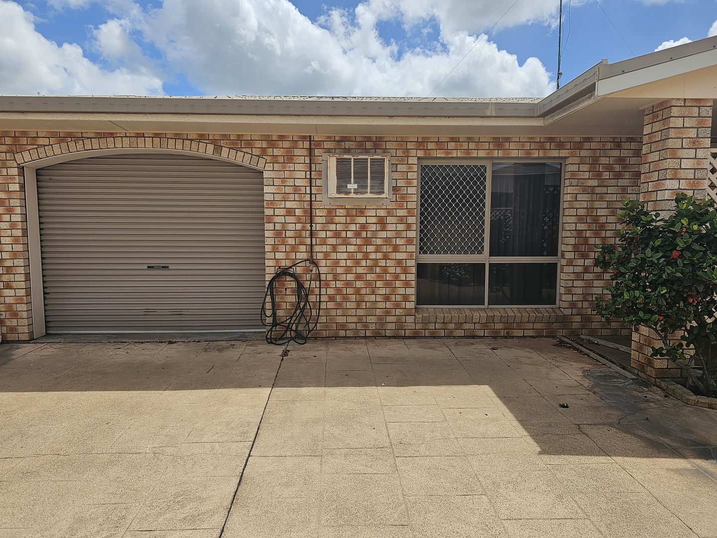 2/105 Graham Street, Ayr QLD 4807, Image 2