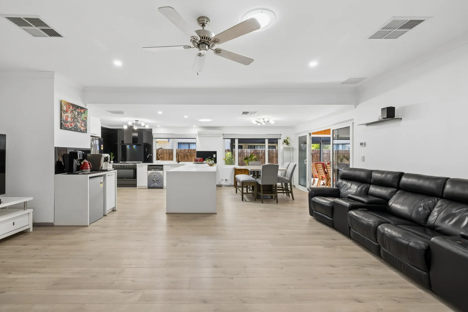 Additional image 13 of 10 Pirianda Way, Aveley WA 6069