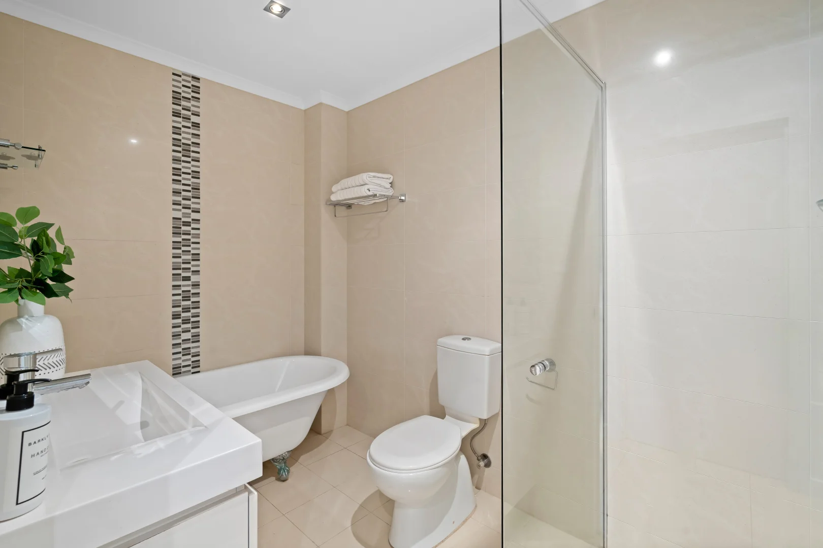 Additional image 15 of 25/1 Tuggerah Parade, The Entrance NSW 2261