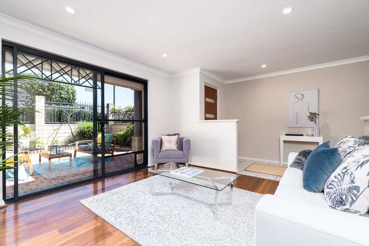 45 Thor Street, Innaloo WA 6018, Image 2