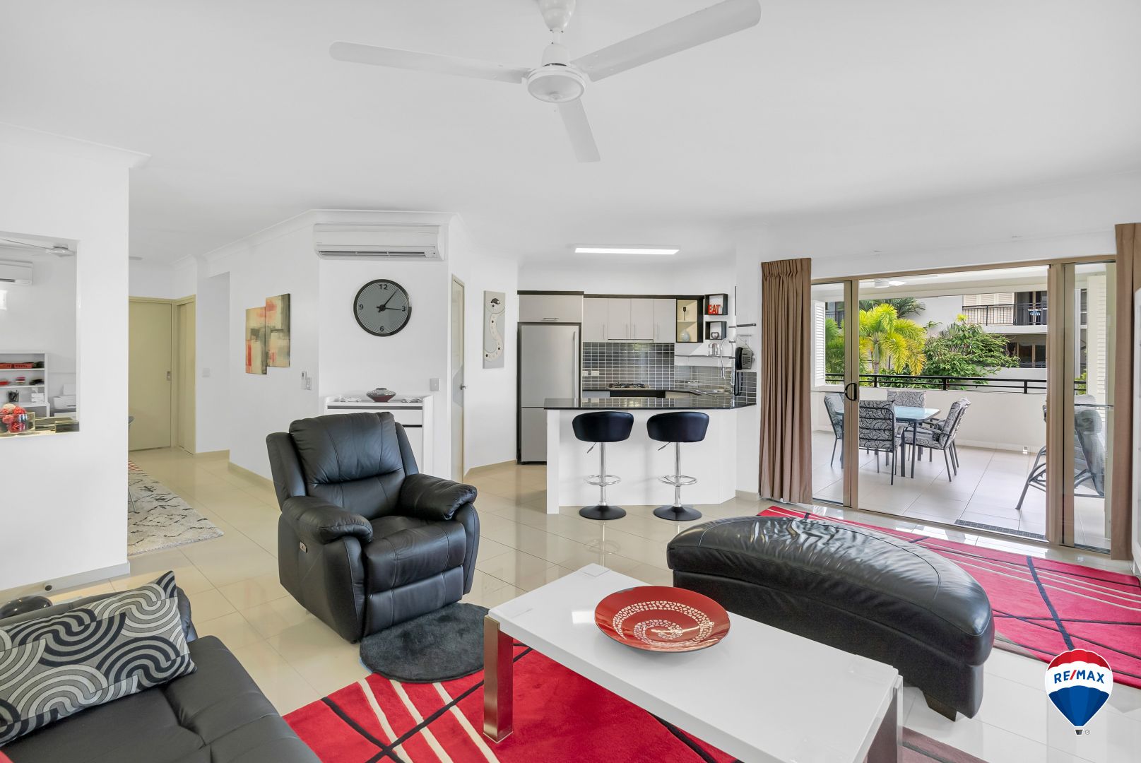 1216/12-21 Gregory Street, Westcourt QLD 4870, Image 2