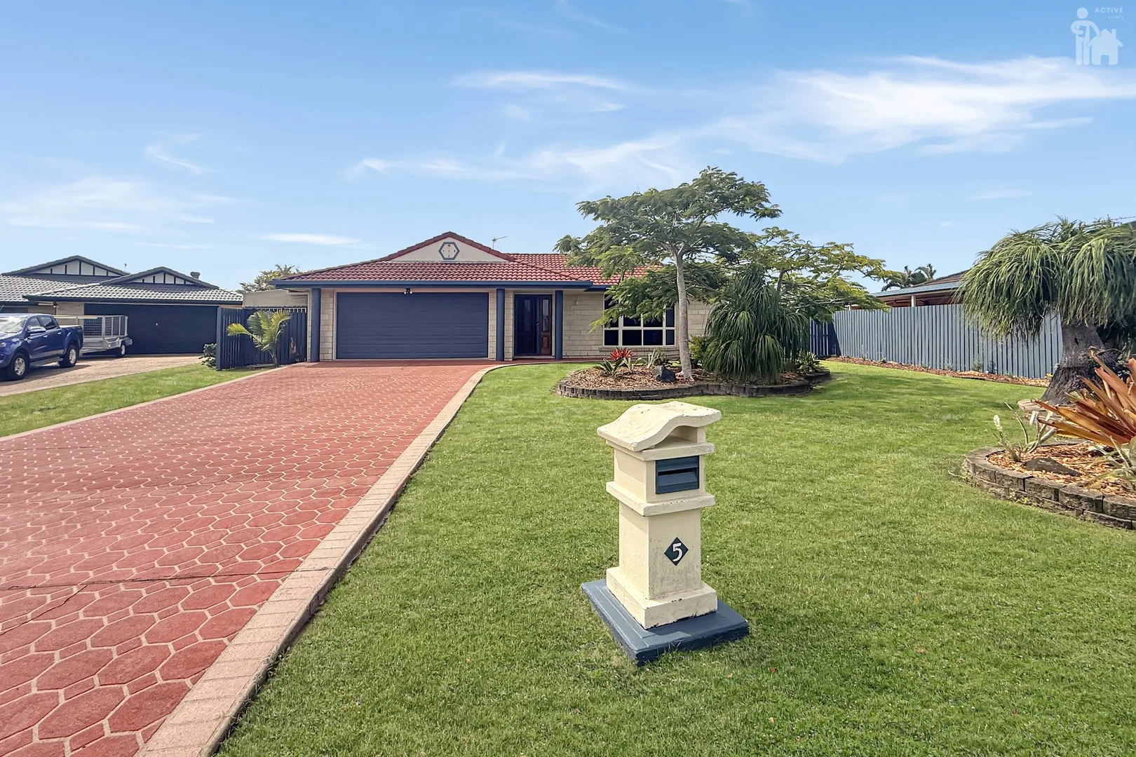 5 Whistler Court, Eli Waters QLD 4655
