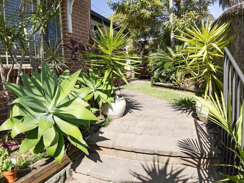 46 Lagoon Street, Narrabeen NSW 2101, Image 1