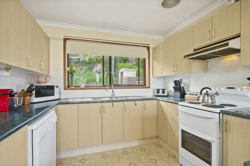 24 Beauty Crescent, Surfside NSW 2536, Image 1