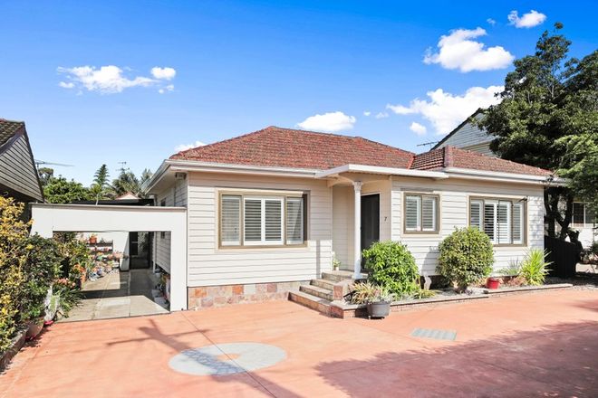 Picture of 7 Highland Avenue, TOONGABBIE NSW 2146
