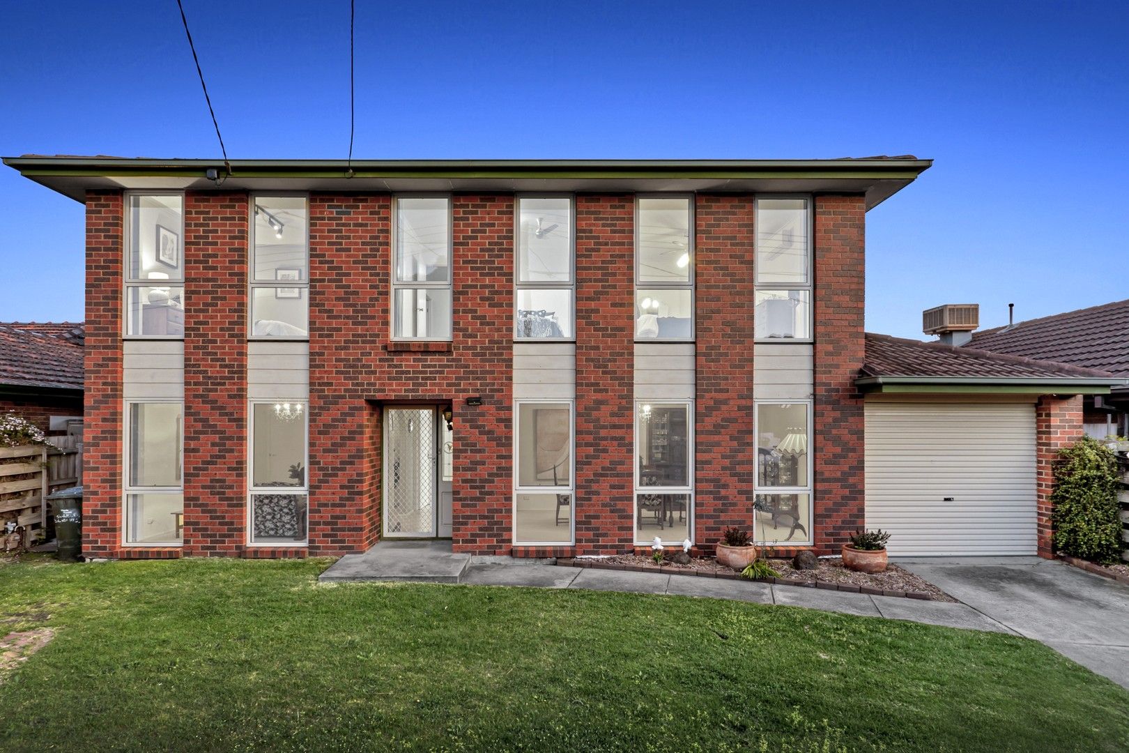 3 bedrooms House in 3 Nariel Court CHELSEA HEIGHTS VIC, 3196