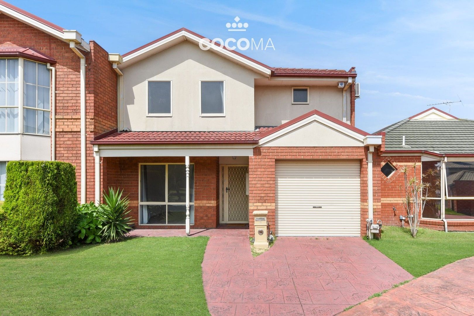 3 bedrooms Townhouse in 3 Tundra Way KEYSBOROUGH VIC, 3173