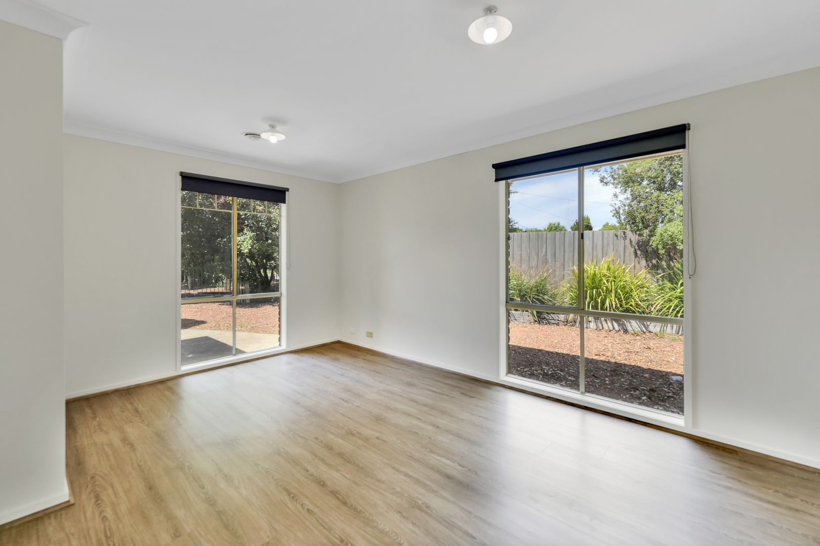 18 Sinclair Court, Wallan VIC 3756, Image 2