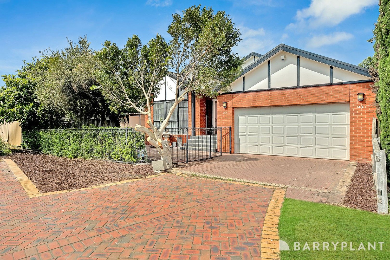 3 bedrooms House in 43 Buttercup Grove BUNDOORA VIC, 3083