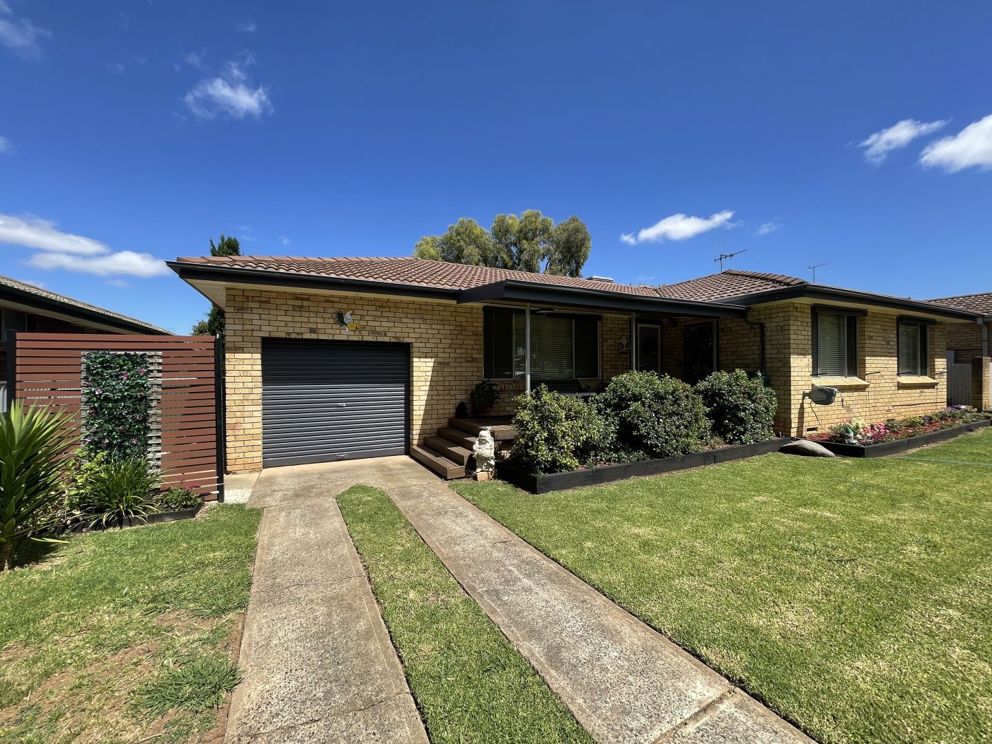 10 Belah Street, Forbes NSW 2871, Image 1