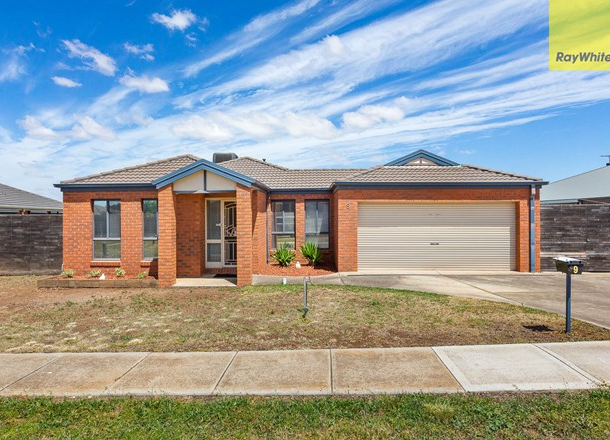 9 Davison Court, Maddingley VIC 3340