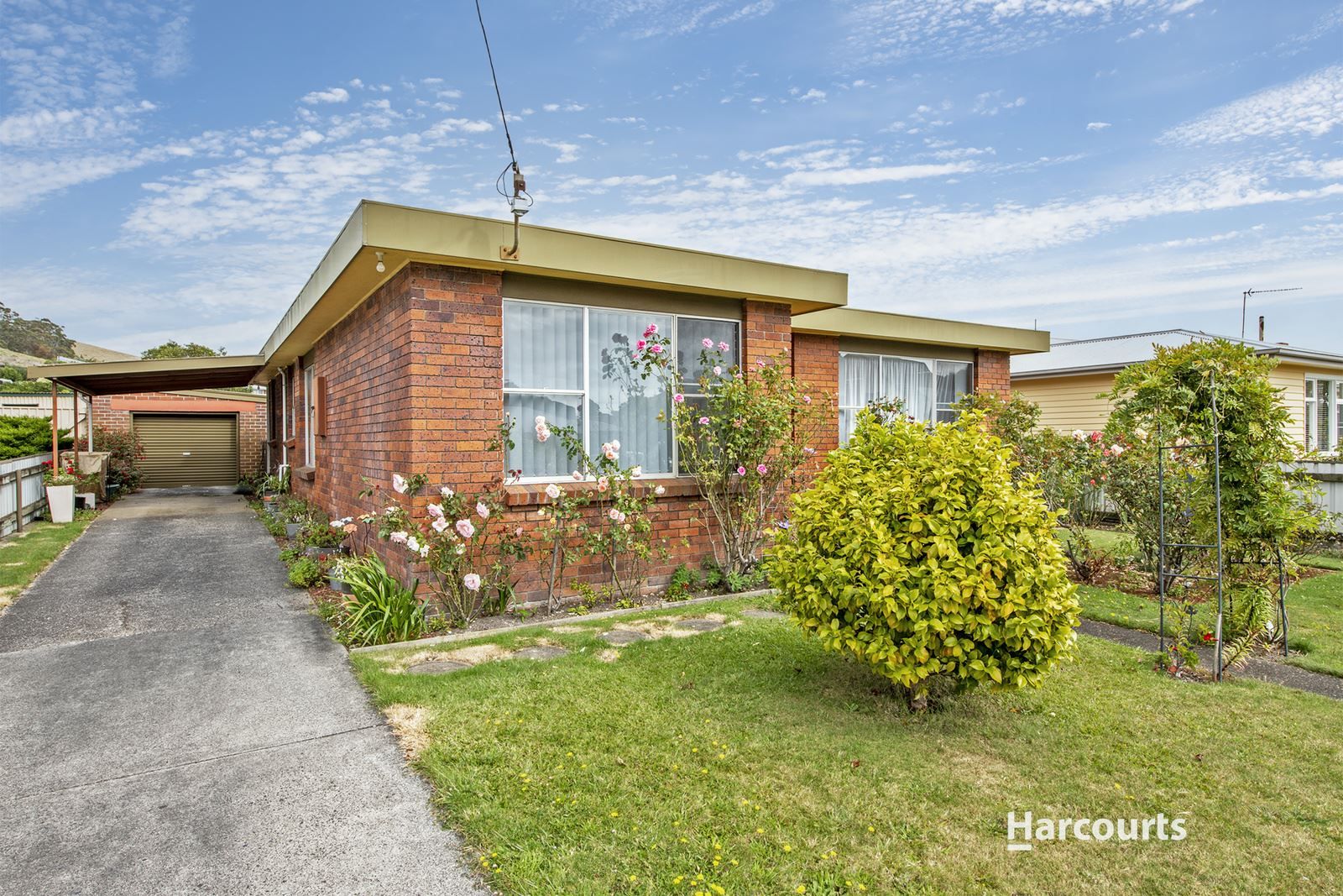 8 Hogarth Road, Sulphur Creek Property History & Address Research