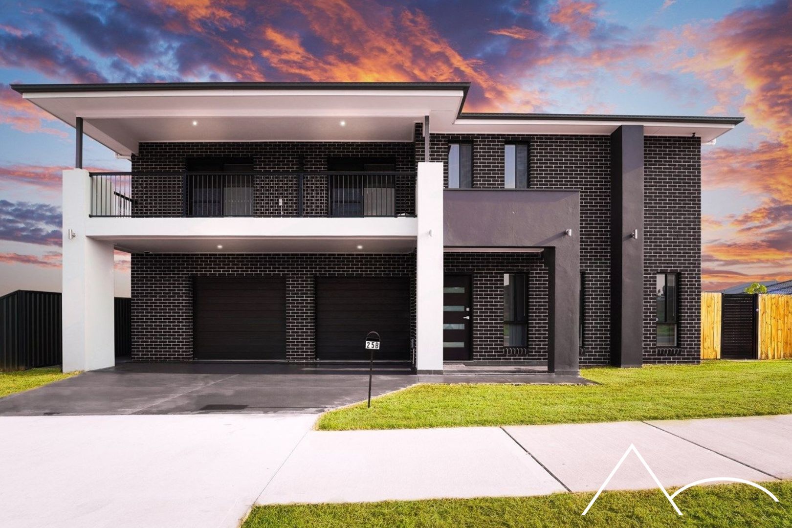 3 bedrooms House in 25B Stratton Road ORAN PARK NSW, 2570