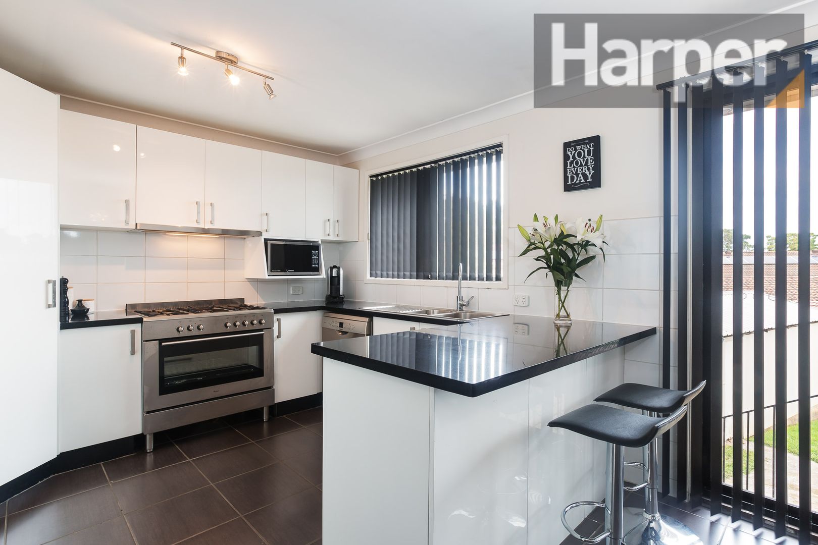 Sold 42 Harper Ave, Edgeworth NSW 2285 on 16 May 2017 2013587549 Domain