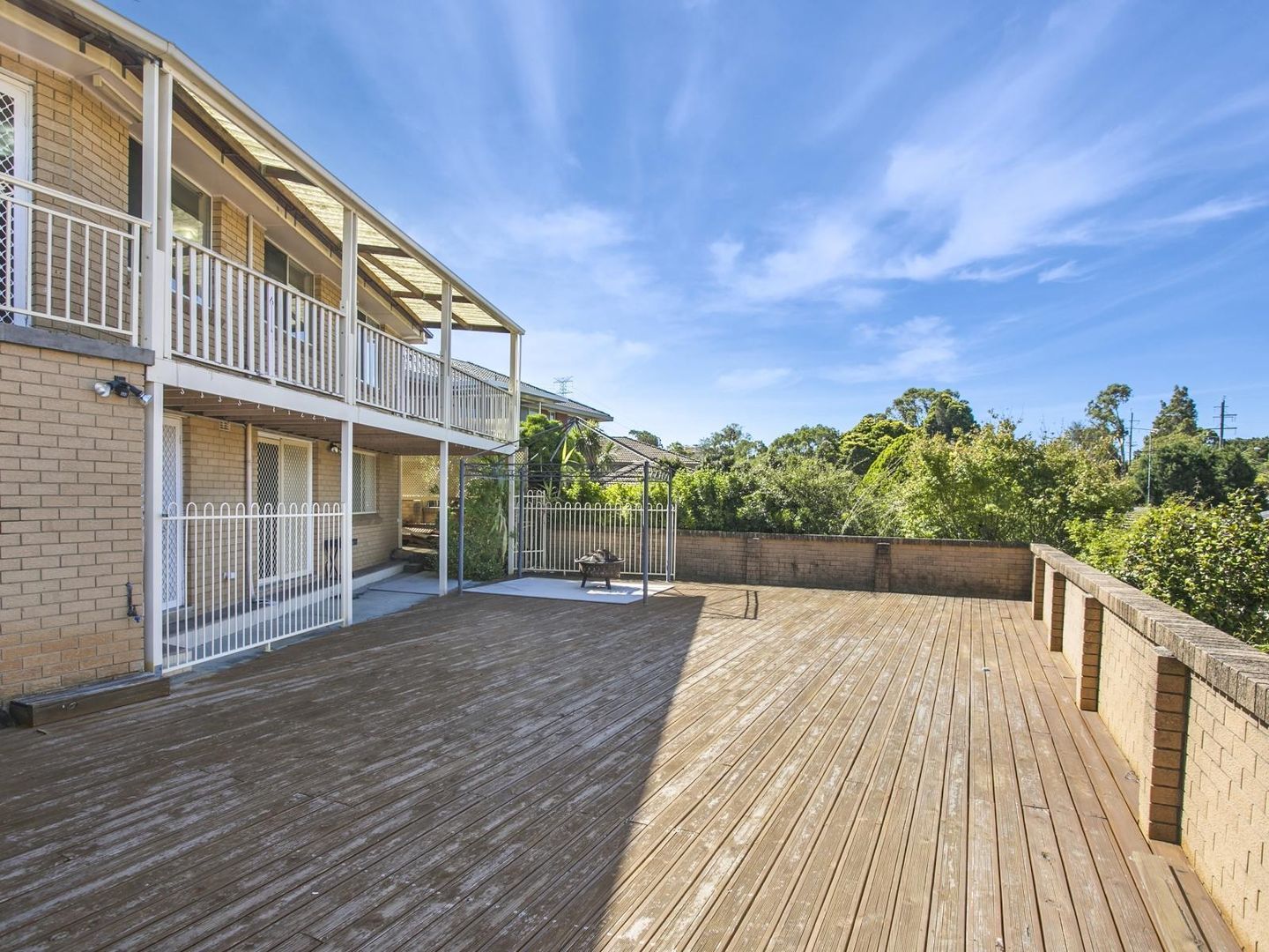 Property Report for 9 Page Court, Carlingford NSW 2118