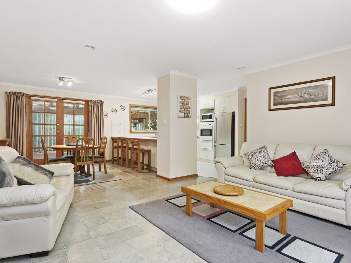 10 Swamp Gum Place, Somerville VIC 3912, Image 1