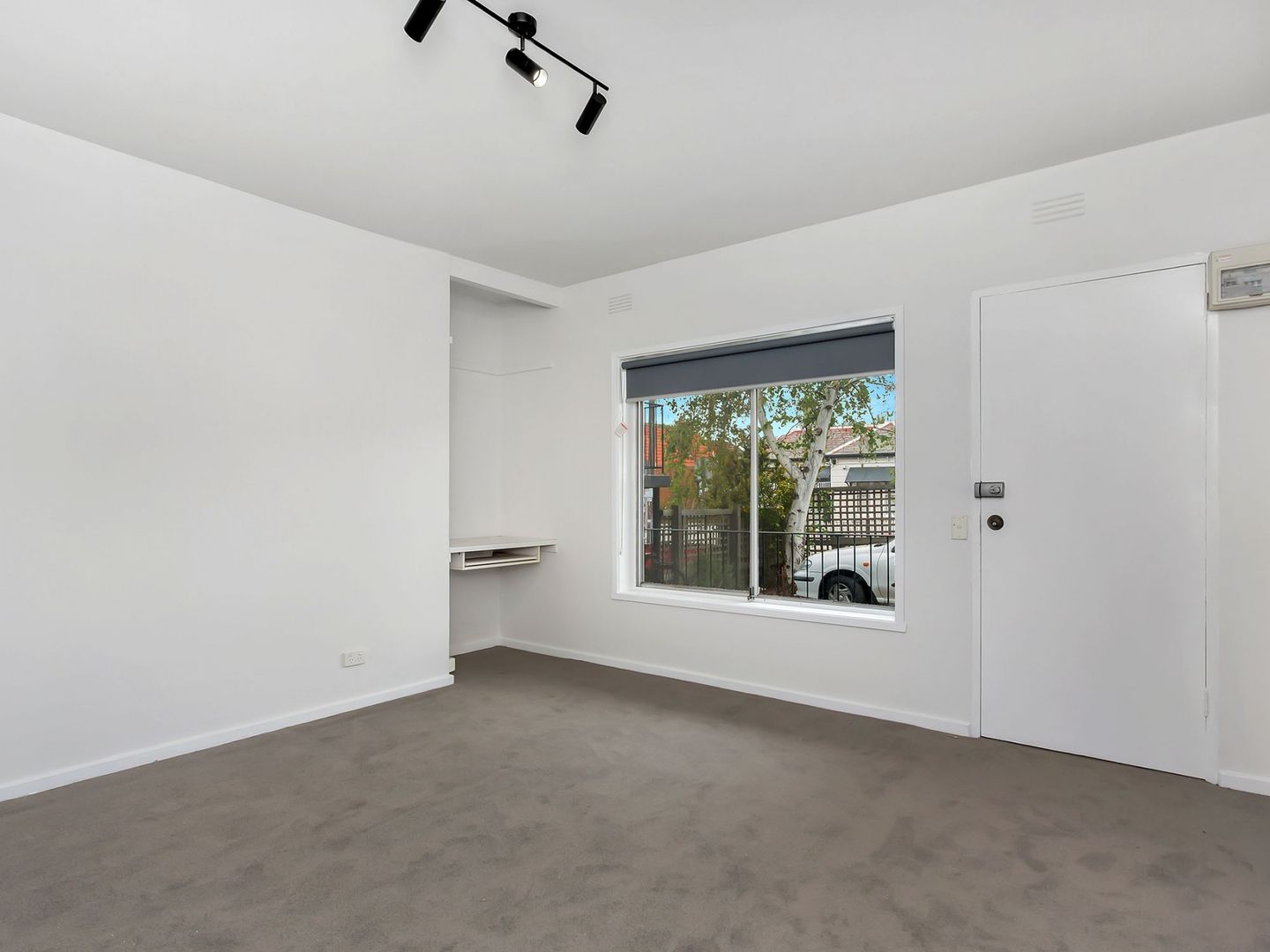 2/33 The Crescent, Ascot Vale VIC 3032, Image 1