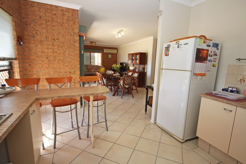 2/27 Solander Esplanade, Banksia Beach QLD 4507, Image 1