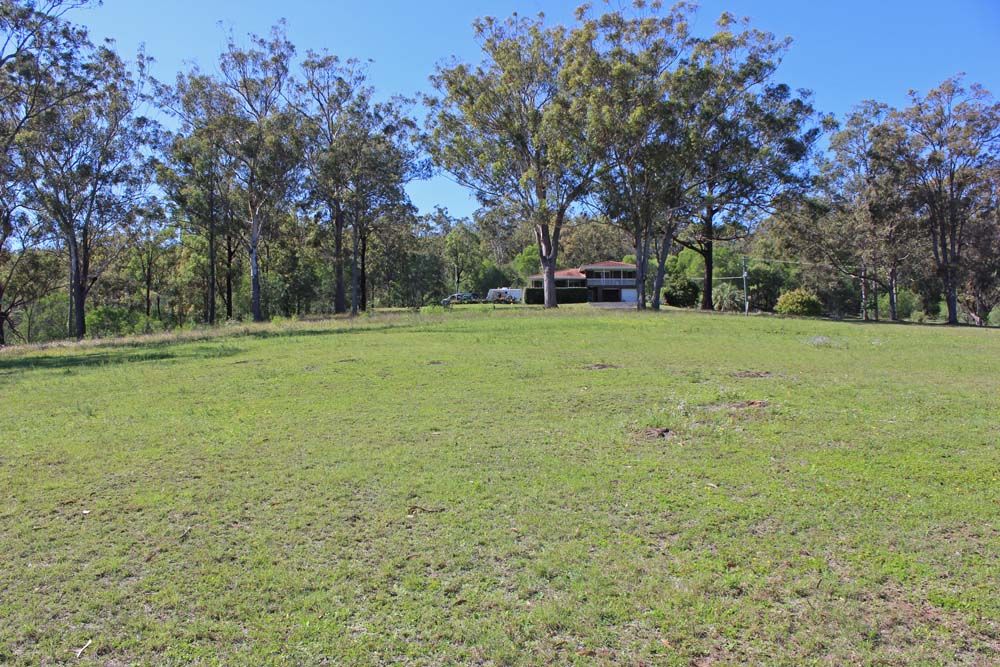3 St Andrews Close, Woodford Island NSW 2463, Image 2