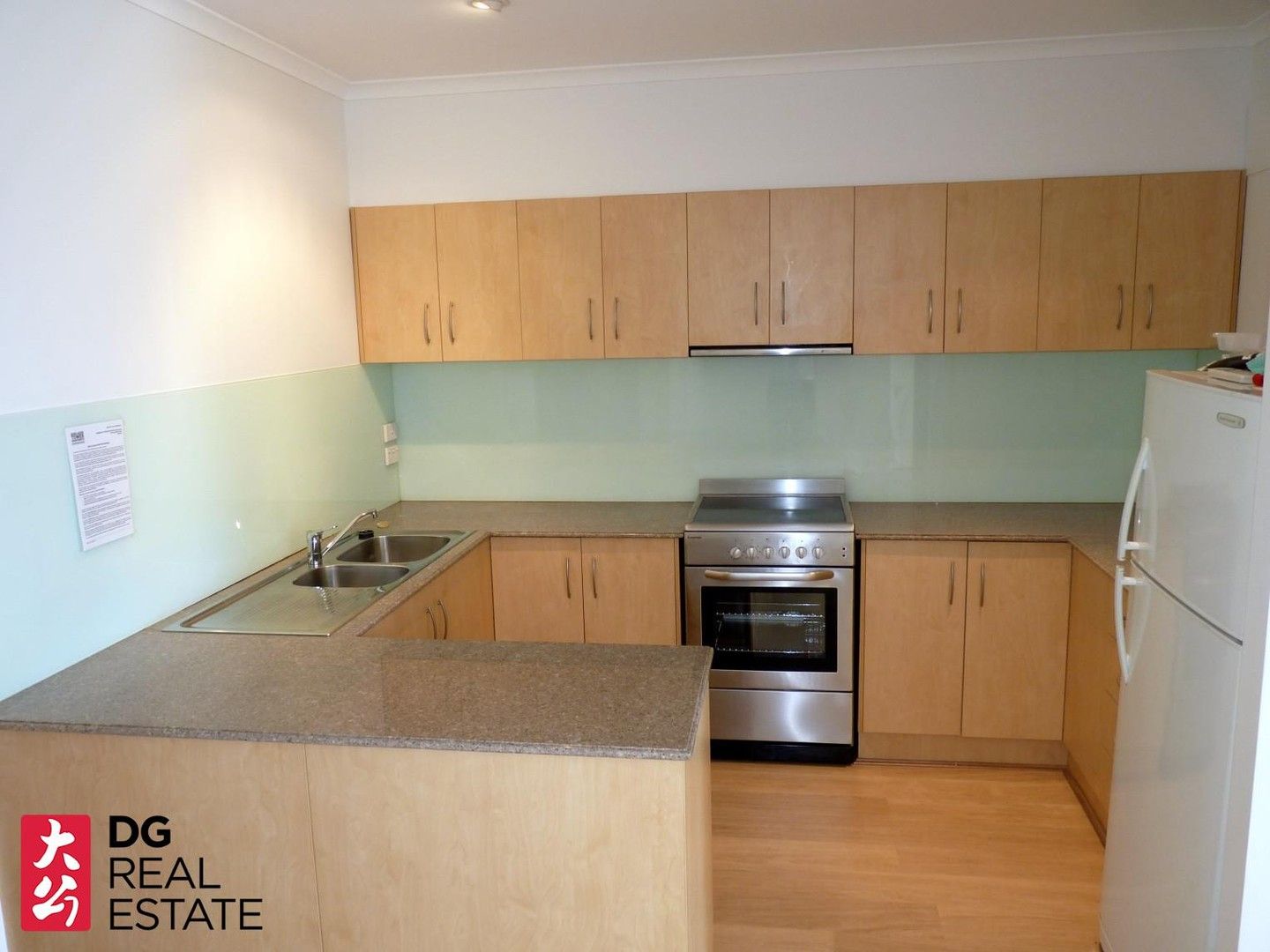 2 bedrooms Apartment / Unit / Flat in 52/65 King William Street ADELAIDE SA, 5000