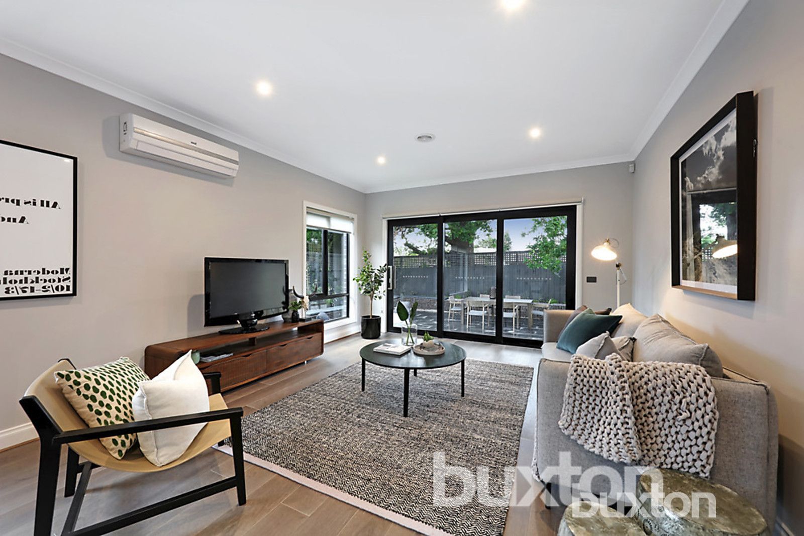 2A & 2B Ellen Street, Bentleigh East VIC 3165, Image 2