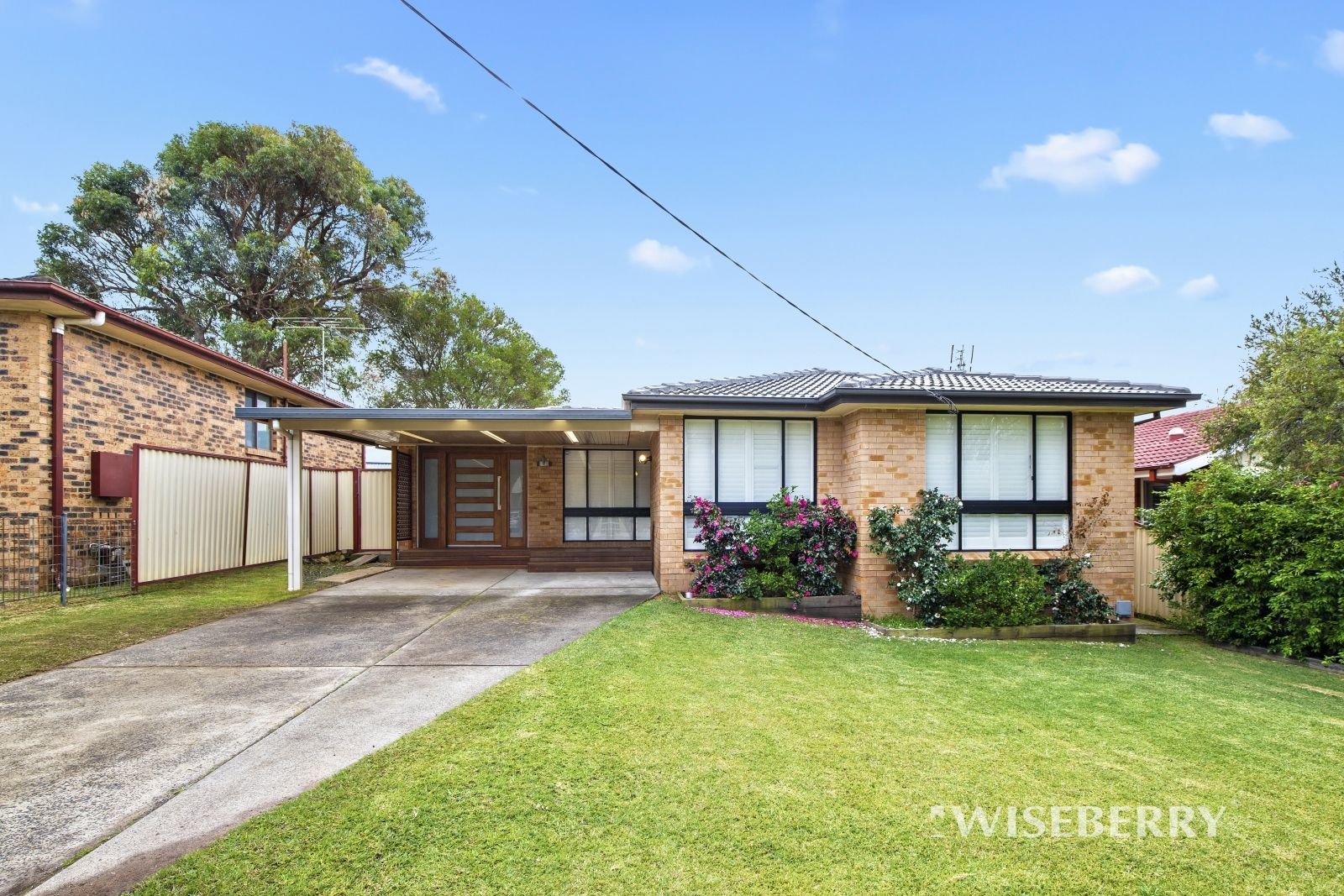 33 Carinya Street, Charmhaven NSW 2263, Image 0