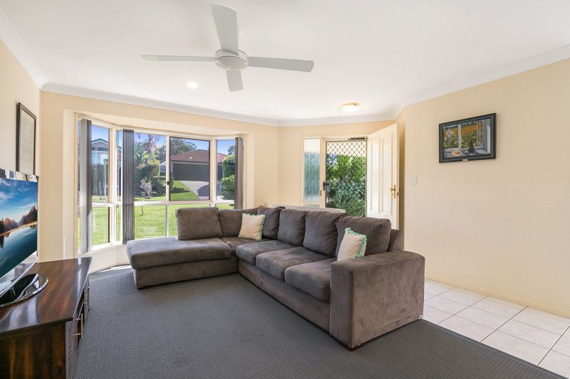 19 Chapman Place, Oxley QLD 4075, Image 2