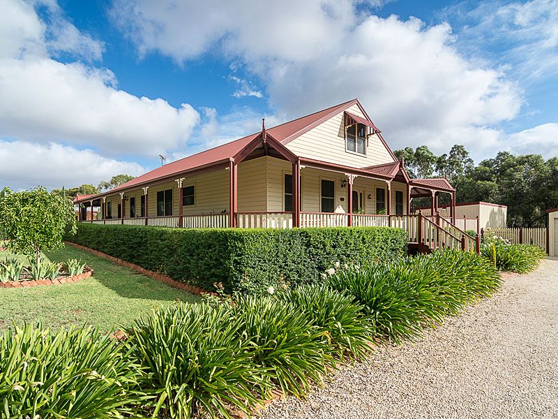 32 Blackwell Court, Strathalbyn SA 5255, Image 0