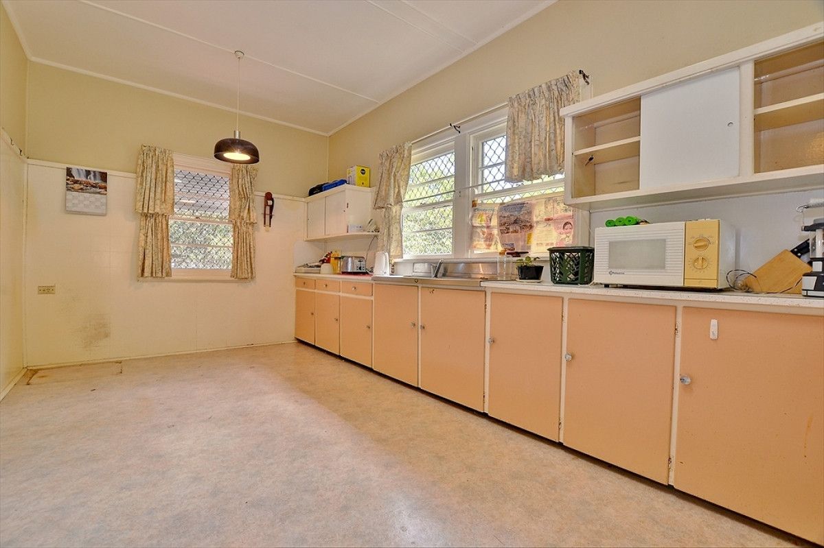 11 Milton Street, Lismore Heights NSW 2480, Image 2