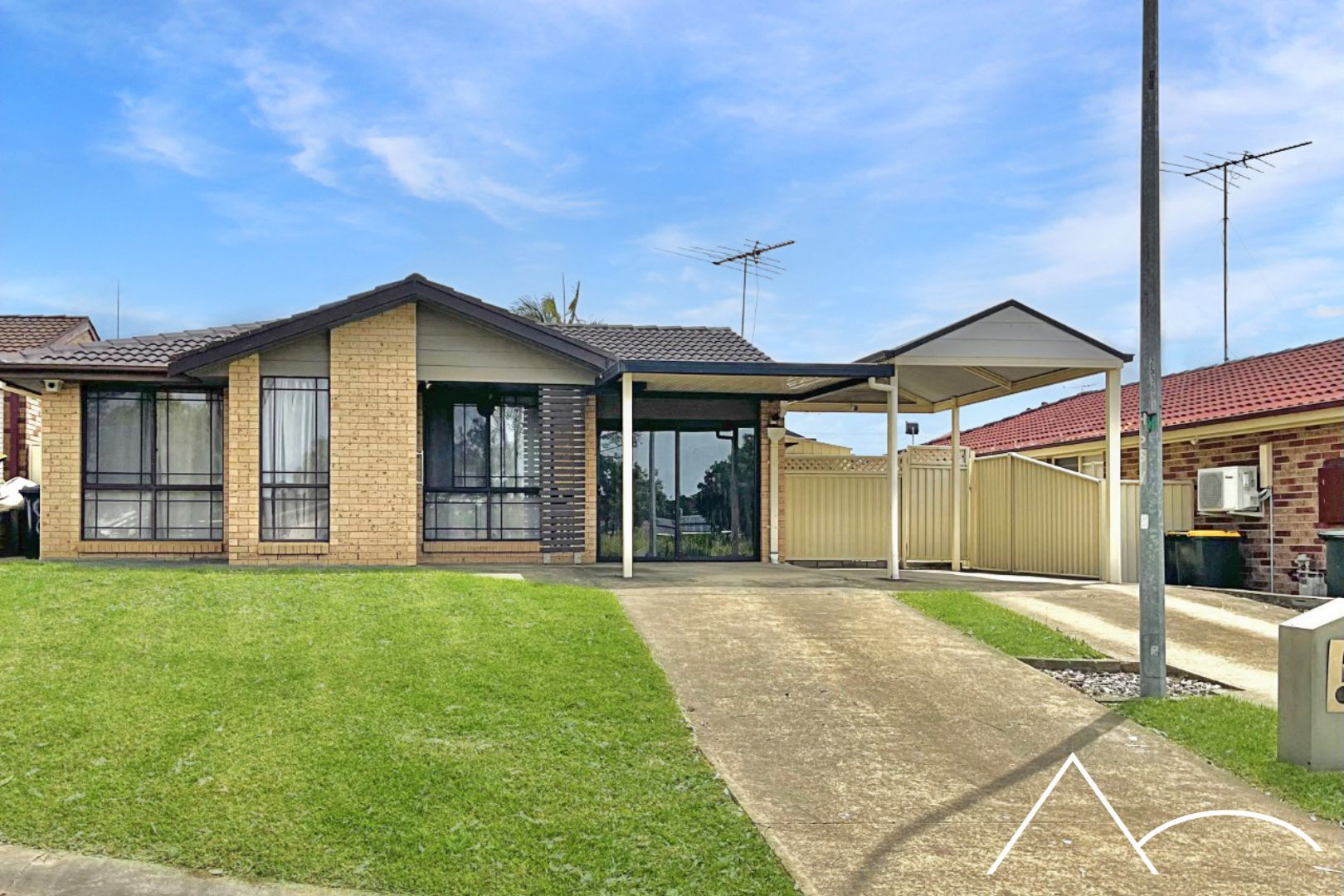 18 Elliot Place, St Helens Park NSW 2560 House For Rent Domain