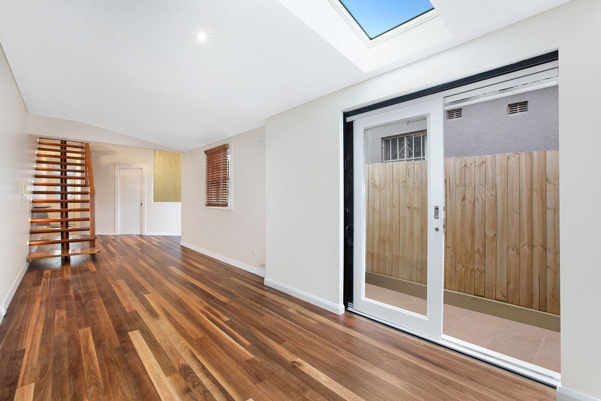 3 bedrooms Apartment / Unit / Flat in 191 Young Street REDFERN NSW, 2016