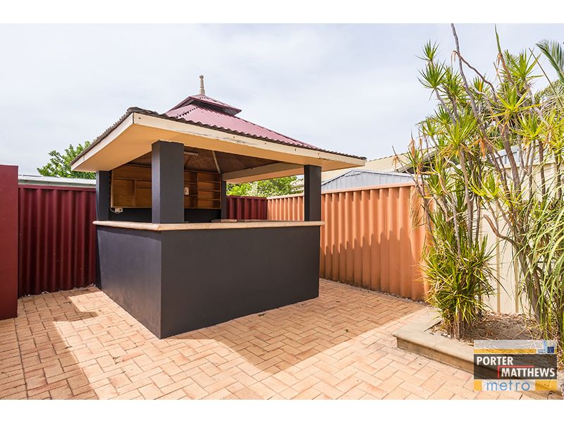 6 Wake Court, Redcliffe WA 6104, Image 2