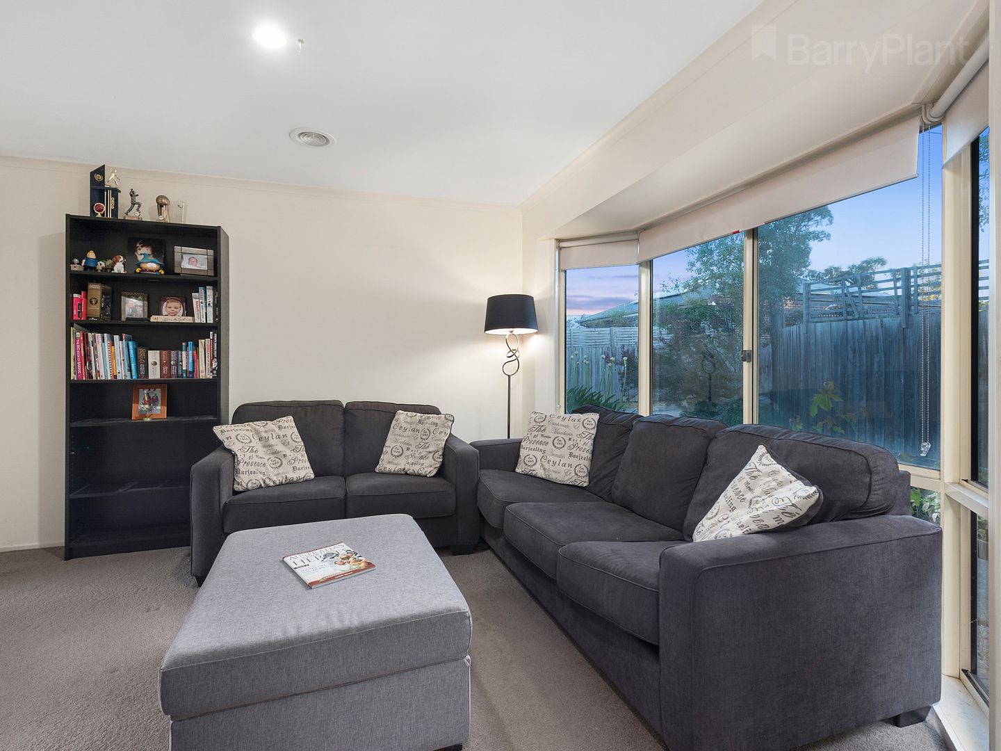 2/16 Lance Road, Bayswater VIC 3153, Image 1