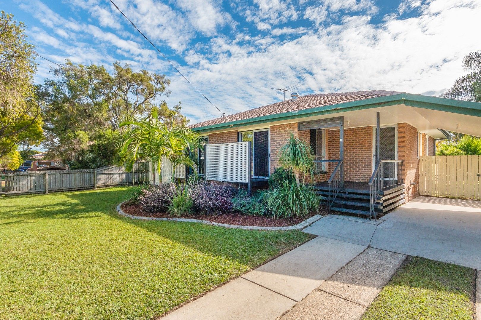 3 bedrooms House in 8 Hunter Street REDCLIFFE QLD, 4020