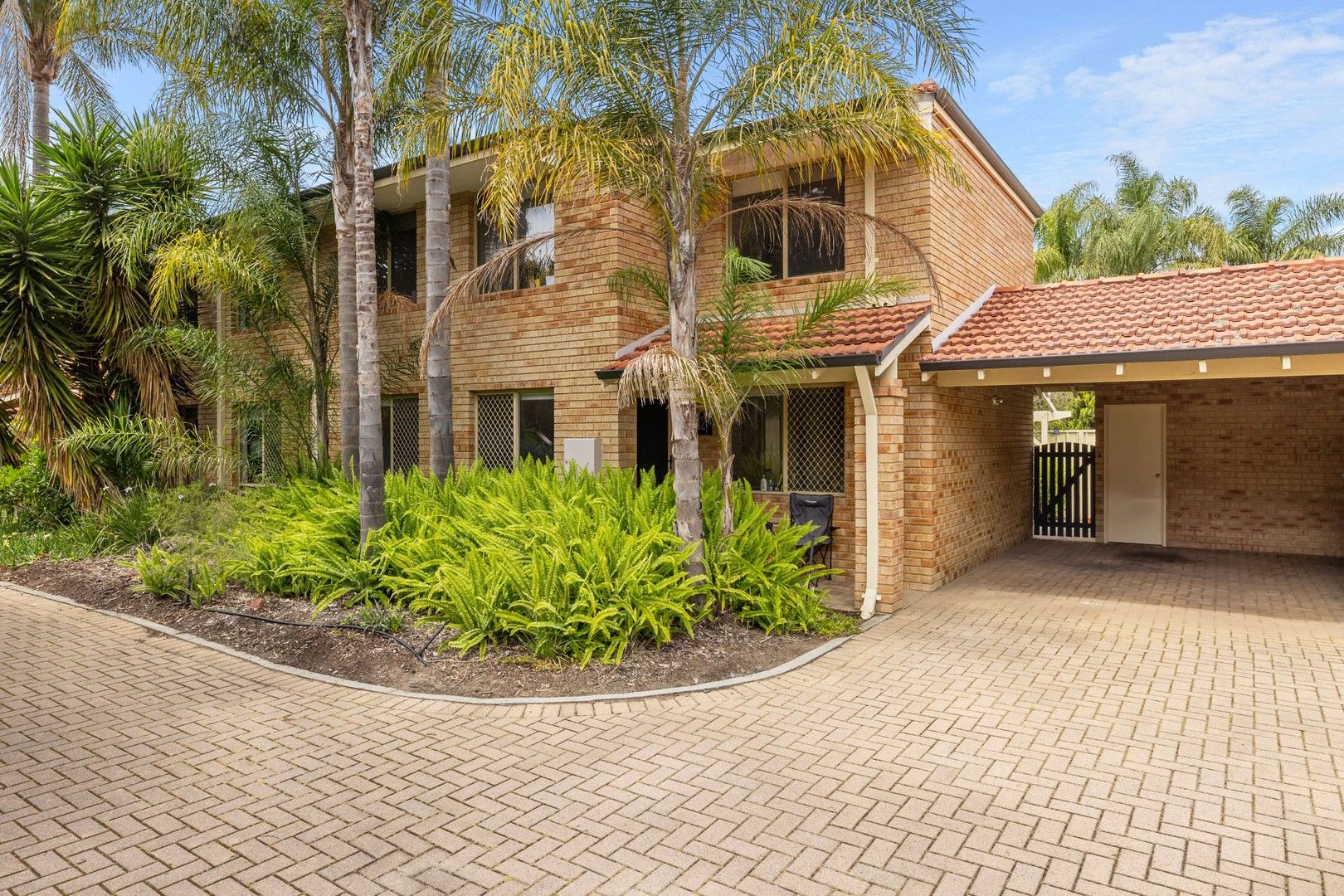 3 bedrooms House in 12/15 Jugan Street MOUNT HAWTHORN WA, 6016