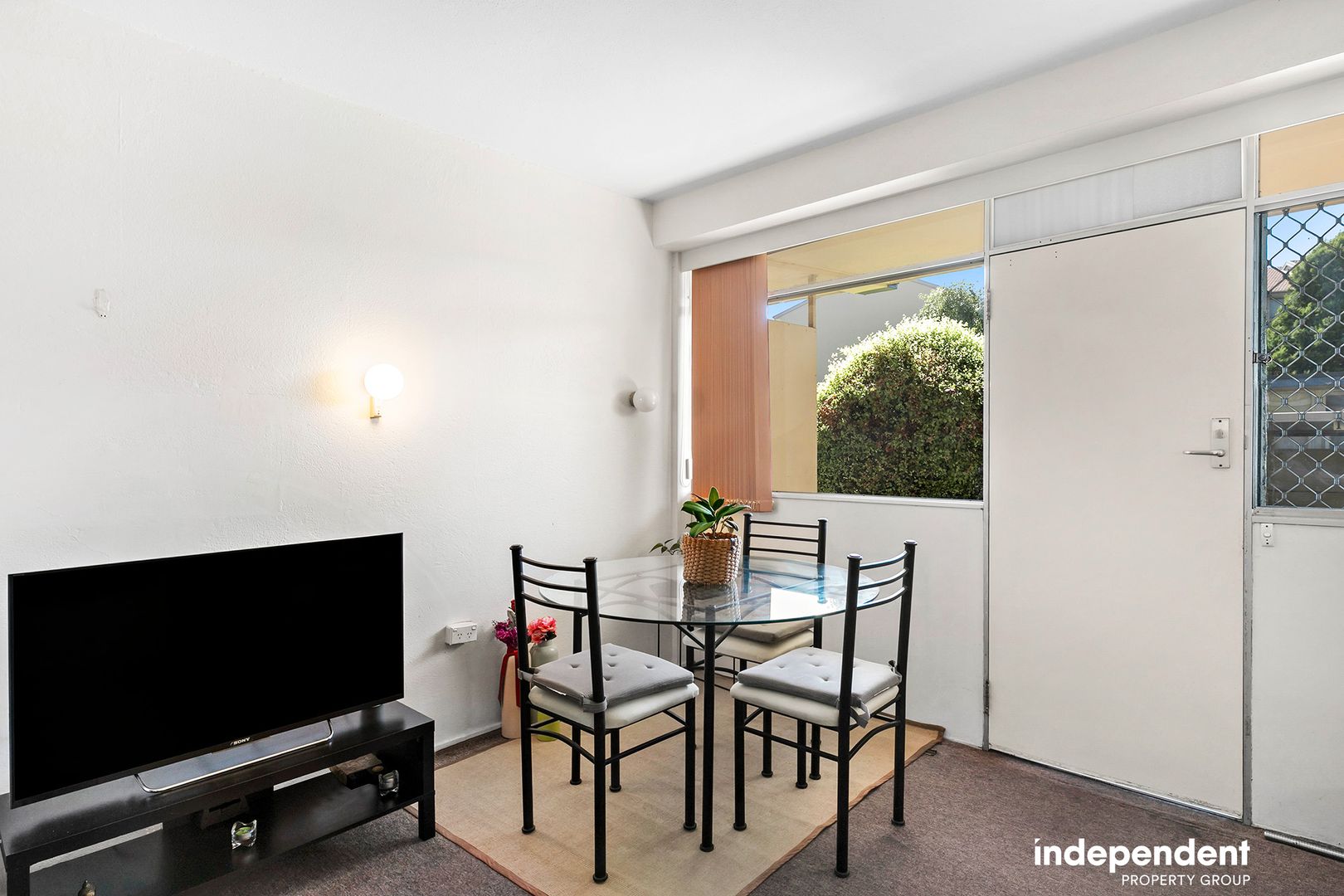 6/47 McMillan Crescent, Griffith ACT 2603, Image 2
