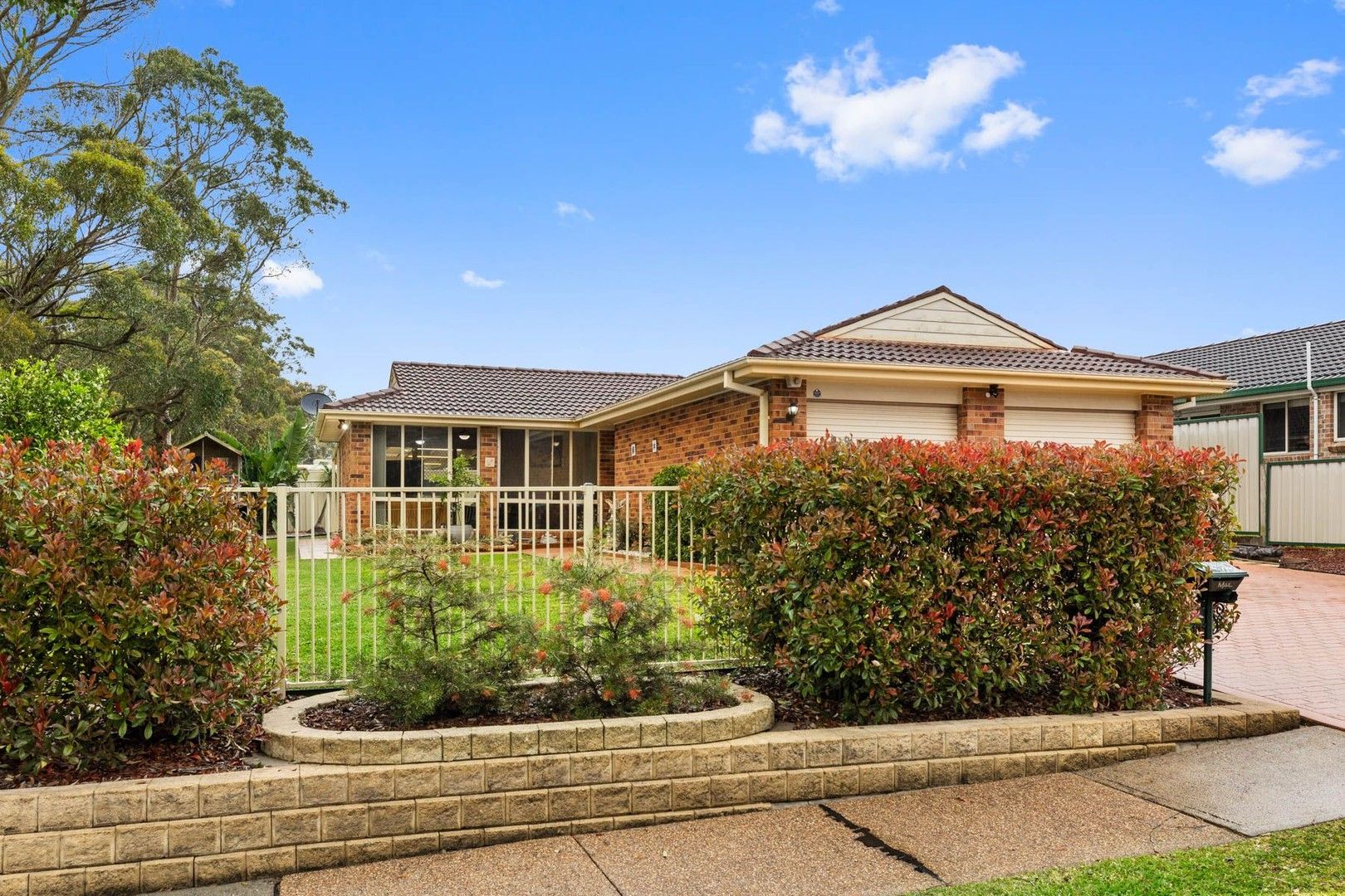 Sold 12 Country Grove Drive, Cameron Park NSW 2285 on 08 Dec 2022