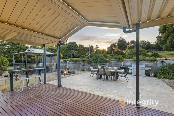 Picture of 10-12 Grandview Crescent, KINGLAKE CENTRAL VIC 3757