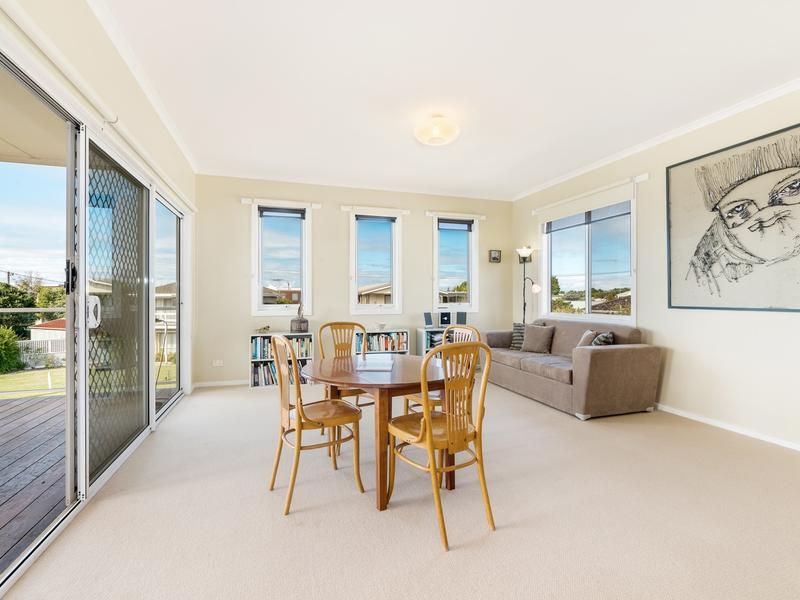 10 Brett Drive, Indented Head VIC 3223, Image 2
