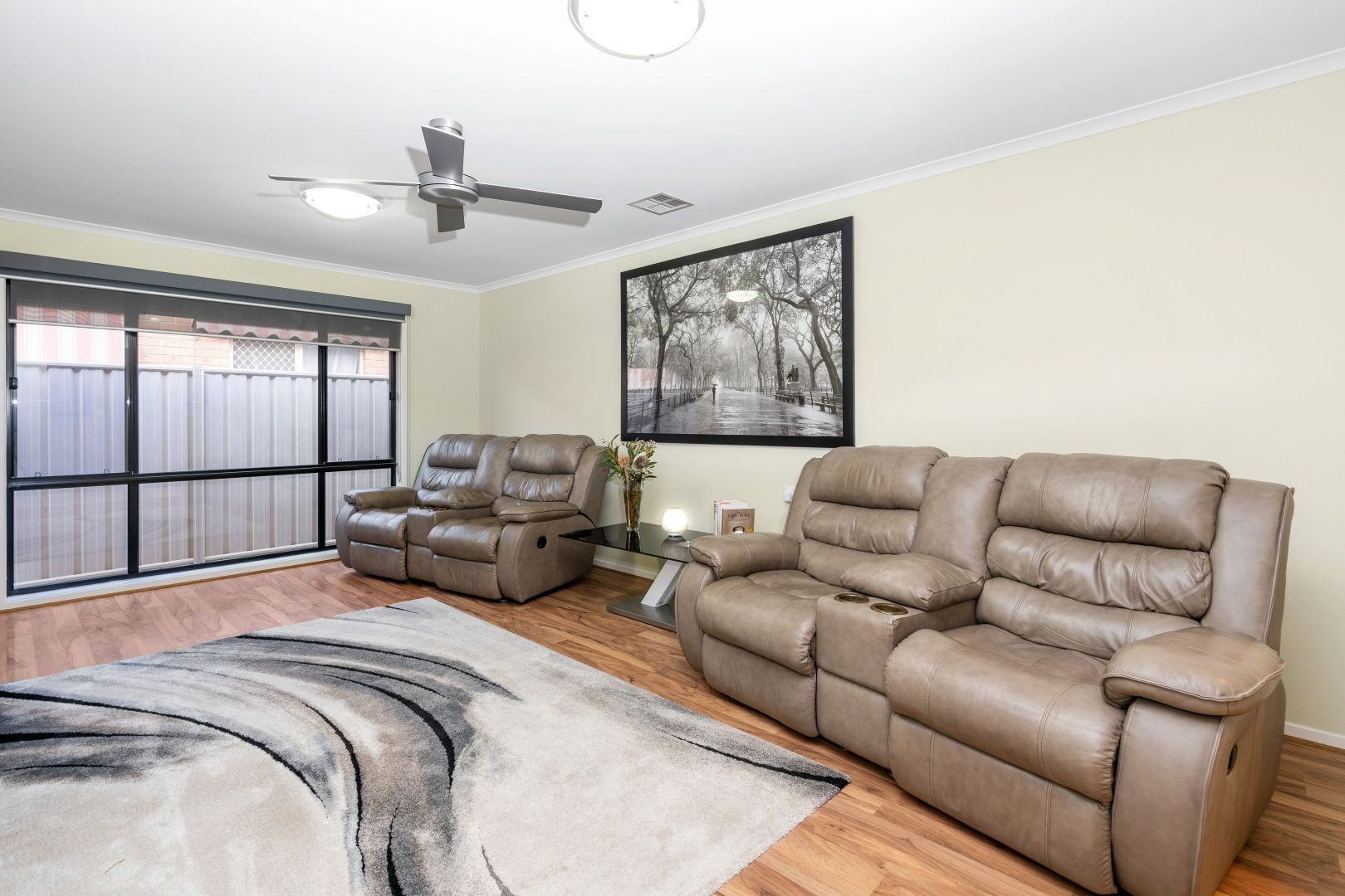 10 Sovereign Drive, Woodcroft SA 5162, Image 2