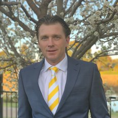 Ray White Tatura - Brett Creighton